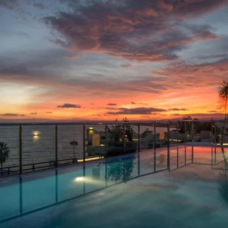 Luxury Groundfloor Private Jacuzzi - Ehhouse
